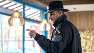 Sheriff Galpin is dead (Image via Netflix)